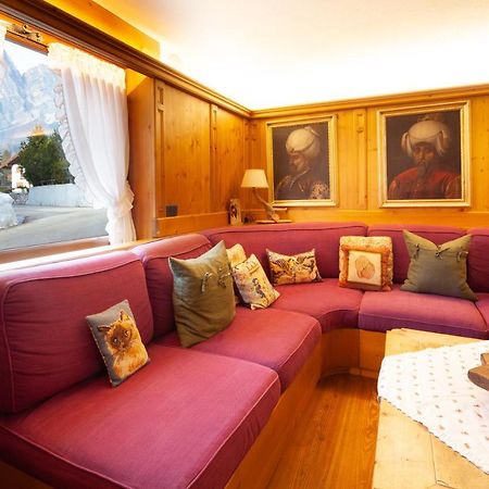 Casa Marmorata Apartment Cortina d'Ampezzo Exterior photo